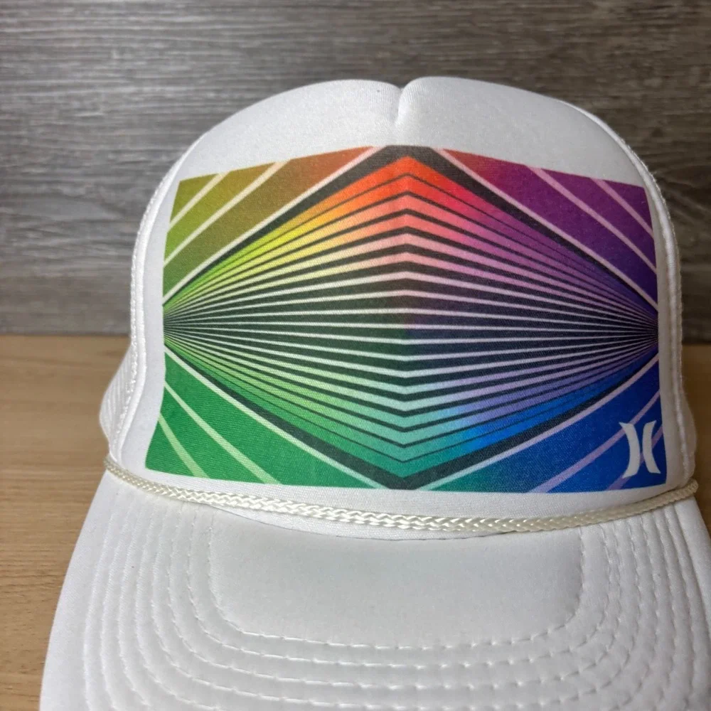 Hurley Hat Cap Snap Back White Trucker Surf Surfing Outdoors